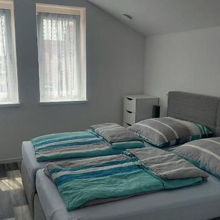 Ferienwohnung Krabbe Im Haus-Нойгарлінгерзіль Екстер'єр фото